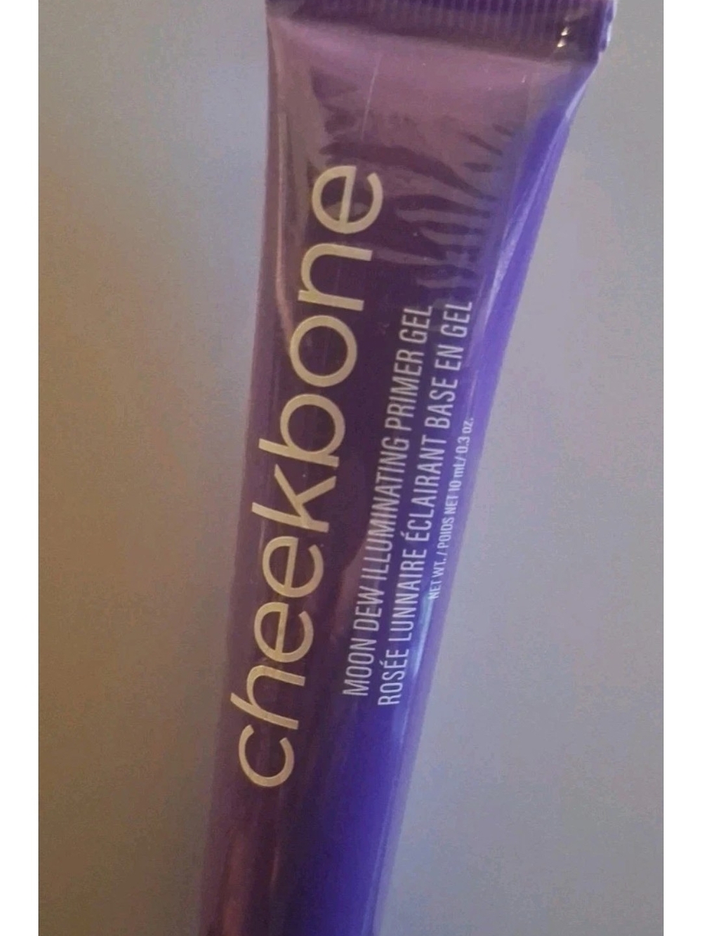 Moon Dew Illuminating Primer Gel - Purple